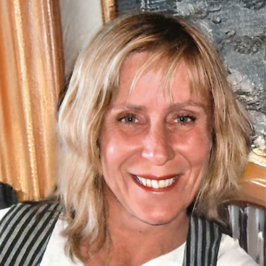 Gavin, Nicola Mary