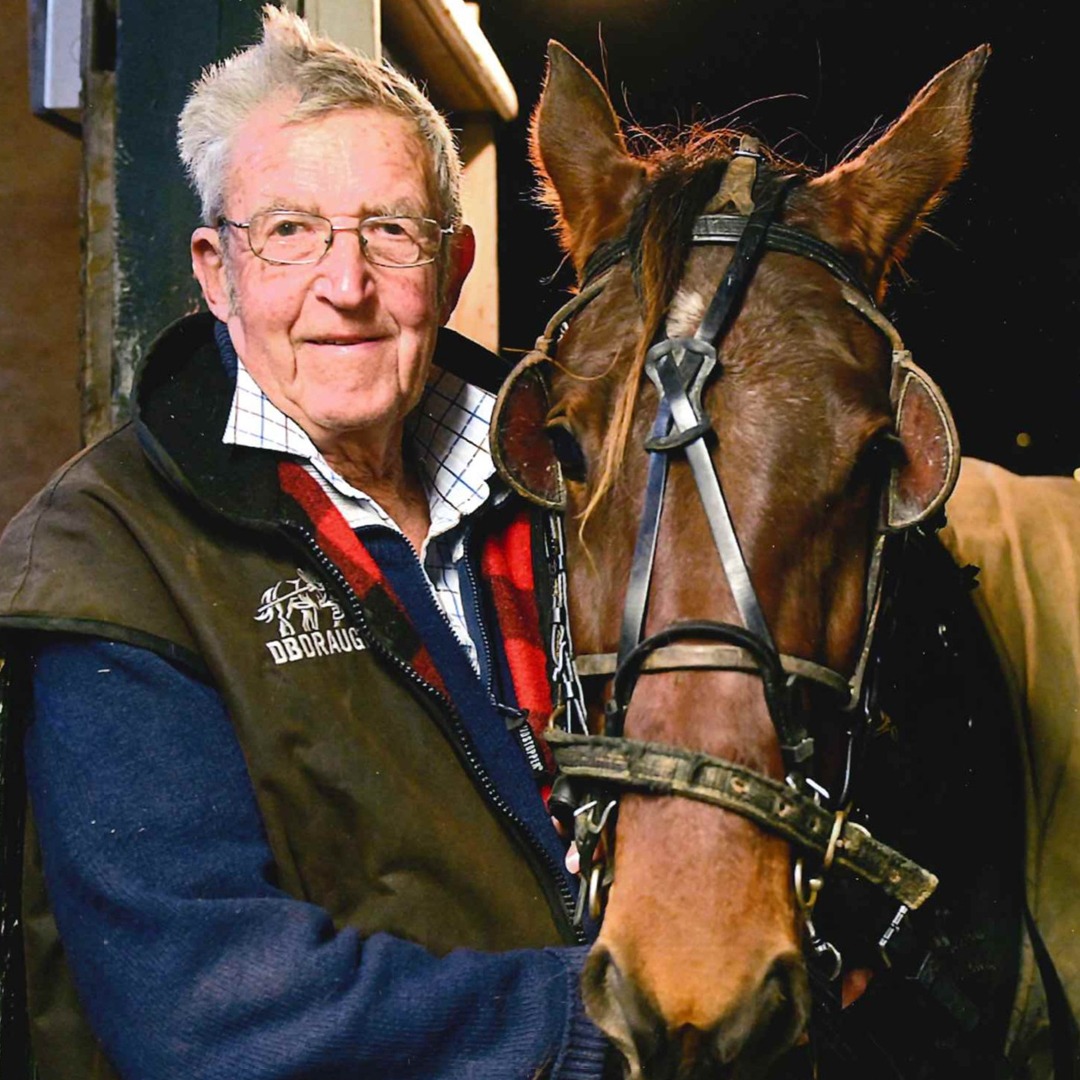 Sinnamon, Lionel Vivian